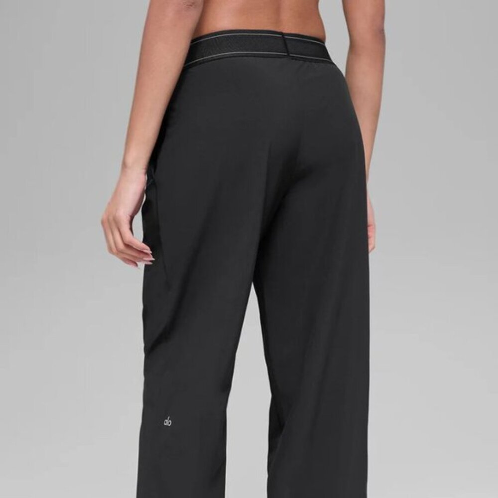 Brand new ALO Yoga Women's Black Suit Up Trouser (Regular)✈🖤 - Picture 5 of 7